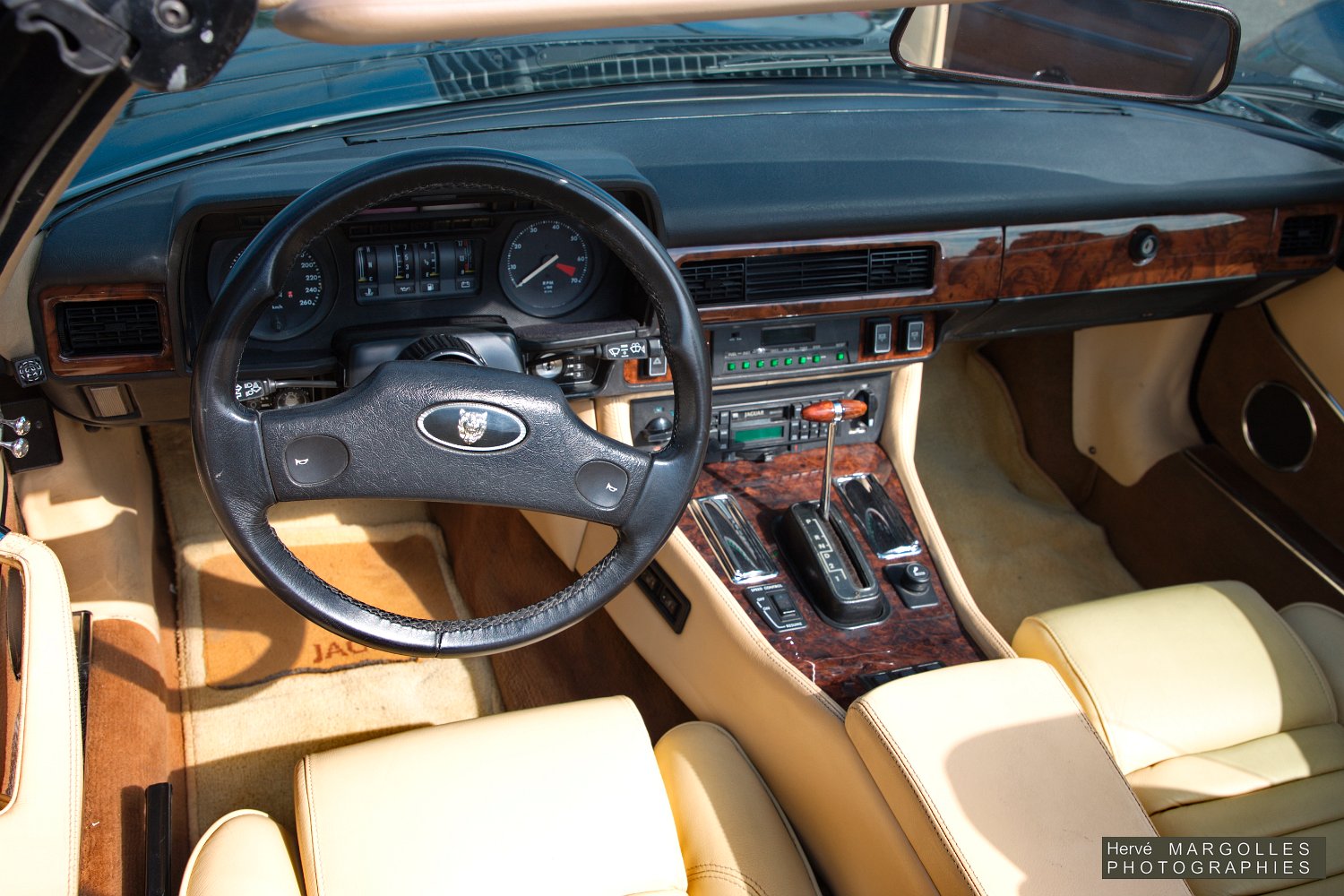Jaguar XJS-02.jpg